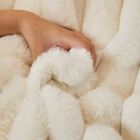 Close-up: Faux fur